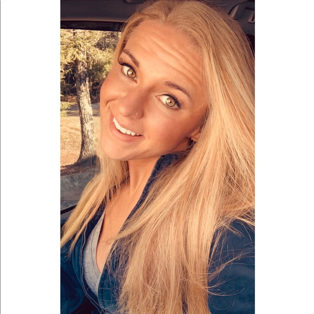 Meet your Posher, Paige